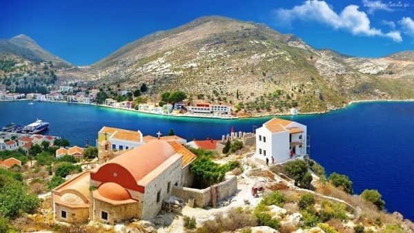 Circuit In Grecia Atena Insula Eghina Pelerinaj Turistic Avion 